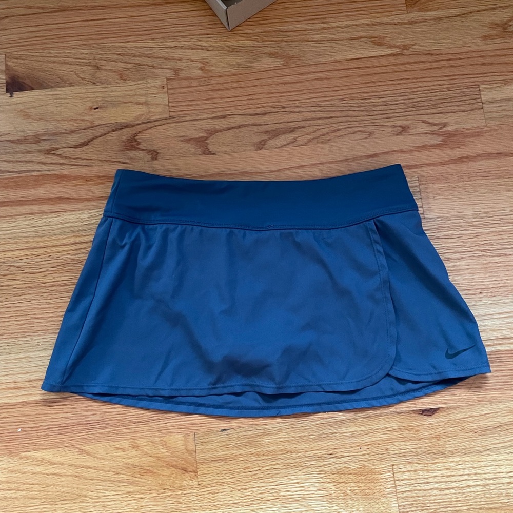 Nike navy blue tennis athletic workout skirt